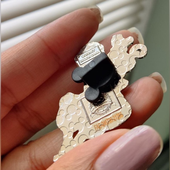 Aladdin Disney Pin Collection ' - Picture 3 of 7